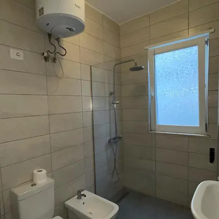 Victoria's Flat 3
